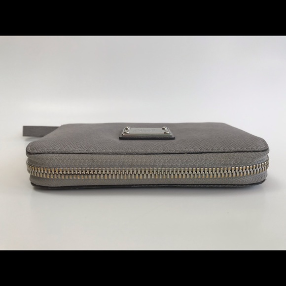 Grey Michael Kors Wristlet - Picture 3 of 8